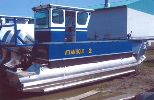 bateau remorqueur